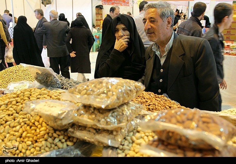 کالاها در نمایشگاه بهاره در استان البرز با تخفیف 15 درصدی عرضه می‌شود