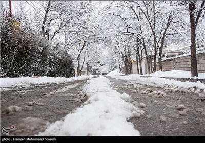 Snow Blankets Tehran’s Suburb City of Damavand