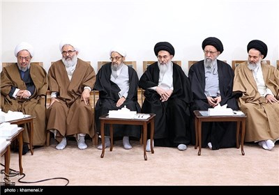 Imam Khamenei meets members of the Assembly of Experts