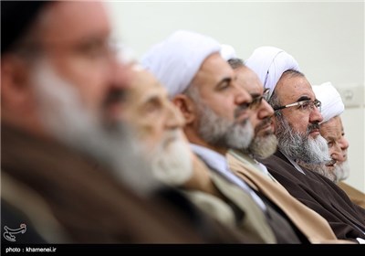 Imam Khamenei meets members of the Assembly of Experts