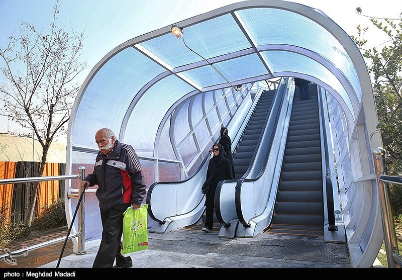 فعال بودن 76 درصد از پله‌های برقی در شهر تهران