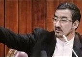 مشاور امنیت ملی افغانستان برای توضیح مذاکرات صلح به پارلمان فراخوانده شد