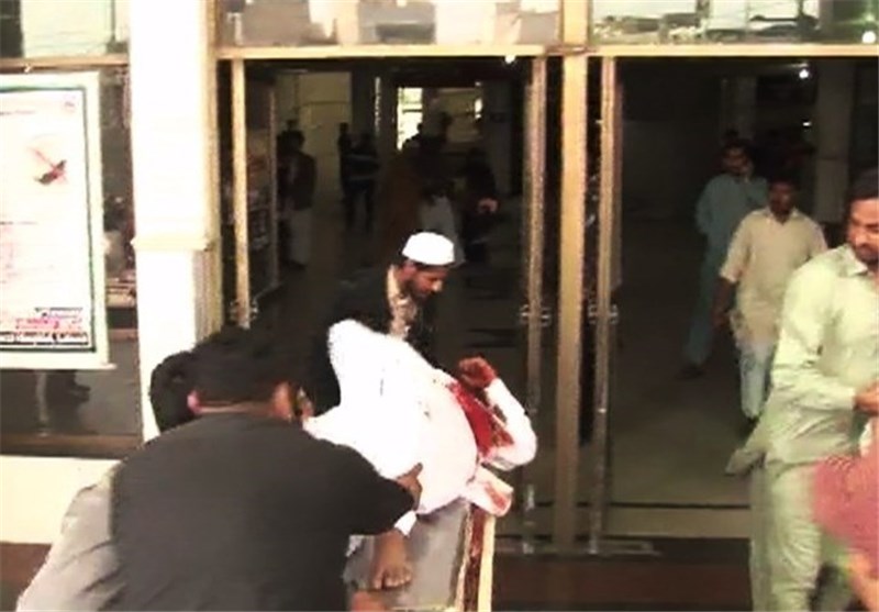 انفجار انتحاری در کلیساهای شهر لاهور پاکستان 15کشته برجا گذاشت