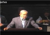 نتانیاهو از پشت شیشه ضدگلوله سخنرانی کرد