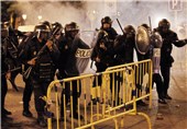 درگیری پلیس اسپانیا با معترضان به سیاست های ریاضت اقتصادی