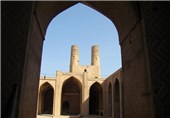 فلاورجان، شهر کبوترخانه‌های تاریخی و فرش‌های گل ابریشمی + تصاویر