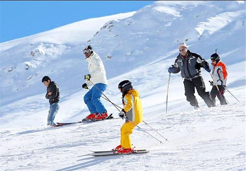 خاطره‌سازی بهاری گردشگران در پیست اسکی خوشاکو ارومیه + تصاویر