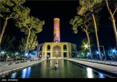 بستان دولت آباد فی یزد