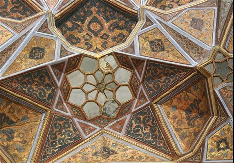 عمارت هزار نقش و نگار هشت بهشت، زیباترین بنای تاریخی اصفهان‌+ تصاویر