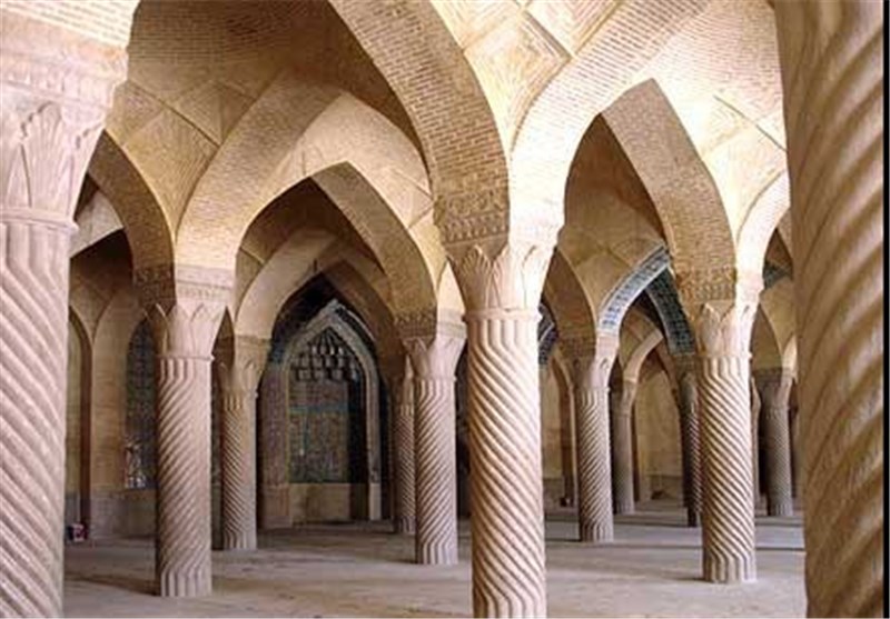 روزانه 5 هزار گردشگر از مسجد تاریخی وکیل در شیراز بازدید می‌کنند