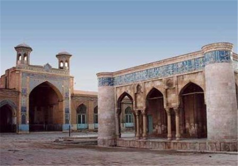 مسجد جامع عتیق شیراز از انزوا خارج شود