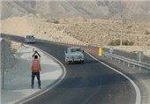 3500 بنر حاوی علایم ایمنی در جاده‌های بوشهر نصب شد