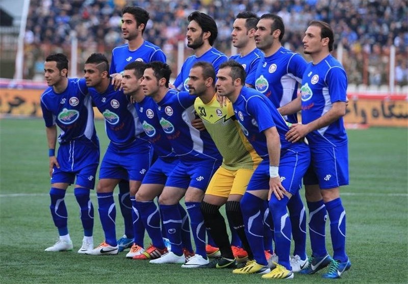 شعار هواداران داماش علیه بازیکنان و مسئولان این تیم