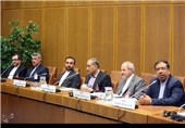 المانیتور: تمدید مهلت مذاکرات هسته‌ای به رشد اقتصادی ایران منجر می‌شود