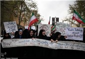 آغاز تجمع اقشار مختلف مردم در مقابل دفتر سازمان ملل در تهران