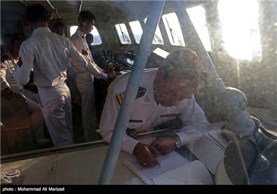 Iran, Pakistan Hold Joint Naval Drill in Strategic Strait of Hormuz