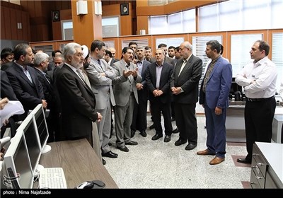 افتتاح نیروگاه برق خورشیدی با حضور حمید چیت چیان وزیر نیرو-مشهد