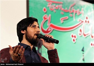 اجرای موسیقی «حامد زمانی» خواننده در مراسم هفته هنر دینی و سالگرد شهدای رهپویان -شیراز 
