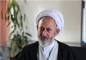 عضو جامعه مدرسین: ملت ایران با رای به جمهوری اسلامی به زورگویی استکبار پایان بخشید