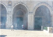 درگیری نیروهای اشغالگر و نمازگزاران فلسطینی در مسجد الاقصی