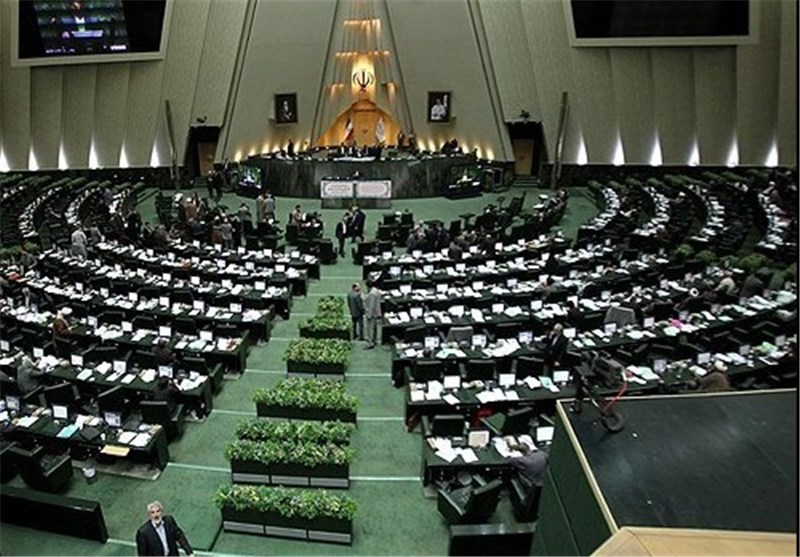 Iranian Parliament Sets Up Faction on Oil, Gas, Petrochemicals