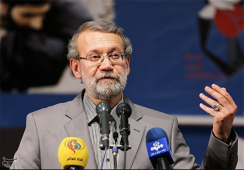 لاریجانی: روحانی در قضیه مک فارلین نقشی نداشته است