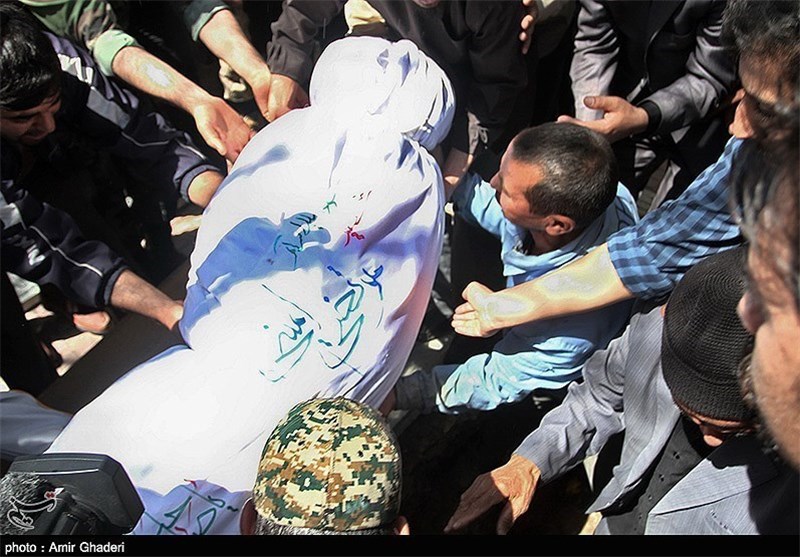 بسیجی مفقود‌الاثر 17 ساله در گلزار شهدای اراک آرام گرفت