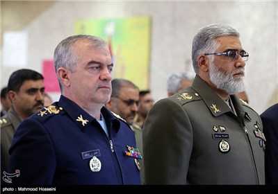 امیر پوردستان فرمانده نیروی زمینی ارتش در مراسم رونمایی از دستاوردهای جدید ارتش