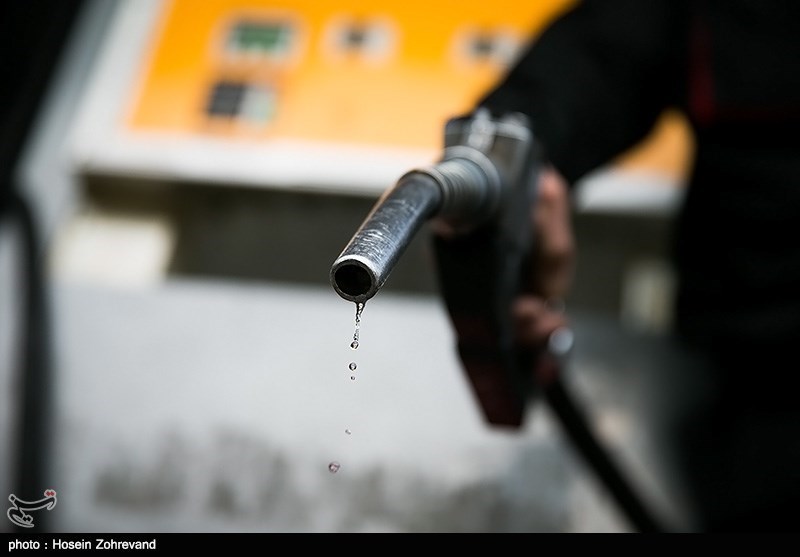 «بنزینهای پاتیلی» به جای بنزینهای یورو 4 در باک خودروی ایرانیها/ عملکرد مثبت قرارگاه خاتم در ستاره خلیج فارس
