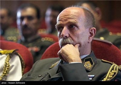 Foreign Military Attaches Meet Iran's Army Ground Force Commander