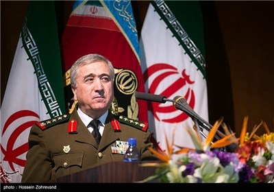 Foreign Military Attaches Meet Iran's Army Ground Force Commander