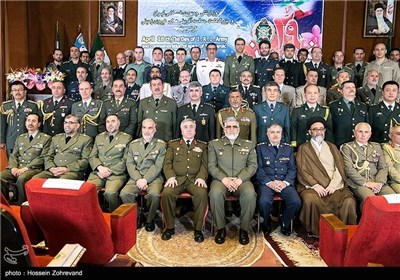 Foreign Military Attaches Meet Iran's Army Ground Force Commander