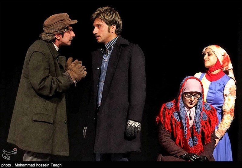 اجرای نمایش &quot;لبخند بزن هاگ&quot; در تئاتر شهر مشهد + تصاویر