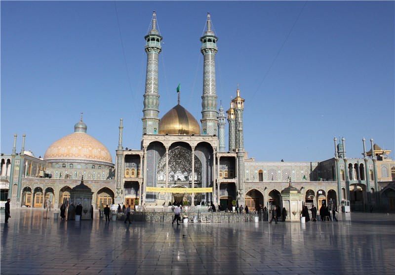 حال و هوای یک روز بهاری در حرم حضرت معصومه (س)+تصاویر