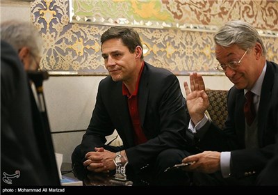 ورود هیئت پارلمانی فرانسه به ایران