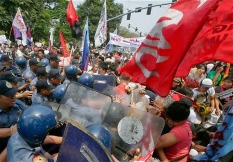 تظاهرات مردم فیلیپین در اعتراض به پیمان نظامی با آمریکا