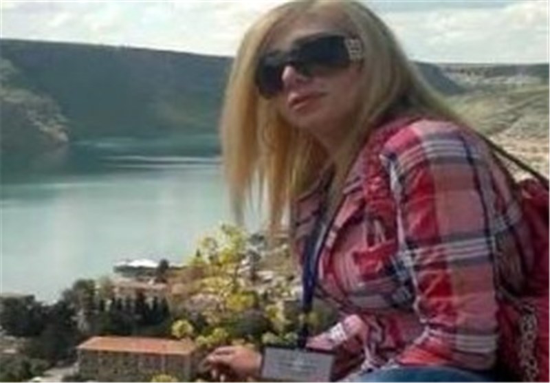 المعارضة المسلحة فی سوریا تقتل الناشطة المعارضة &quot; یاسمین بنشی&quot; فی ادلب