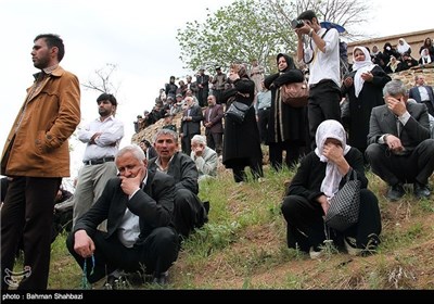 جثمان امام جمعة مدینة سنندج یواری الثری