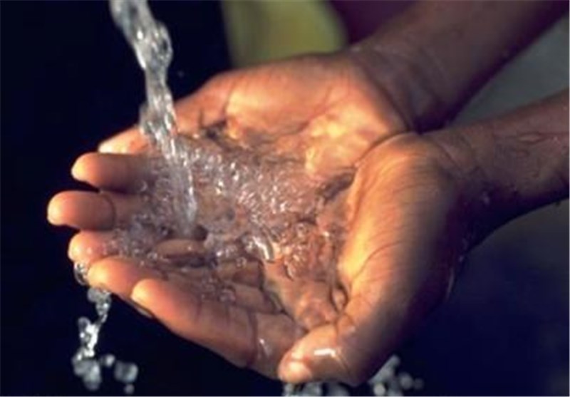 مردم ایران 4 برابر دنیا آب مصرف می‌کنند