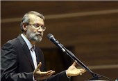 لاریجانی: دشمن با اعمال تحریم‌ها توهم توقف طرح‌های پارس جنوبی را در سر دارد