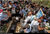 تشییع پیکر مدافع حرم در شیراز