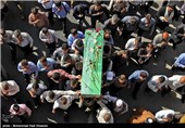 تشییع پیکر مدافع حرم در شیراز