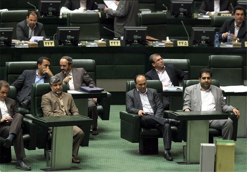 Iranian MPs Urge Negotiating Team to Protect All Nuclear Rights