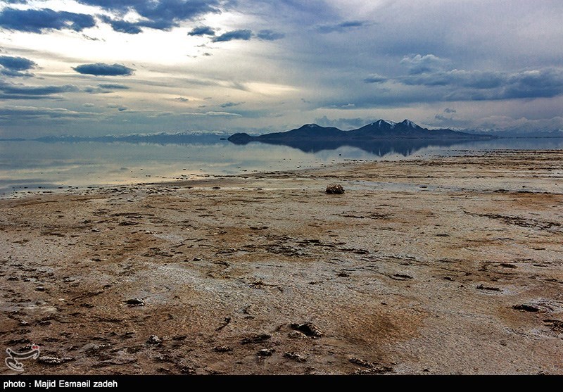 برای احیای دریاچه ارومیه 20 هزار میلیارد تومان نیازمندیم
