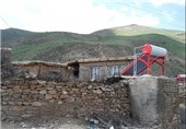 آبگرمکن خورشیدی بین روستاییان محروم کهگیلویه و بویراحمد توزیع می‌شود
