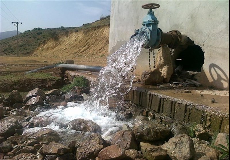 15 حلقه چاه آب کشاورزی برای سیستم‌های نوین آبیاری در تاکستان حفر شد