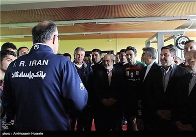 Iran's FM Zarif Meets Team Melli in Austria Camp