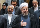 بازدید روحانی از مرکز پایش و کنترل زیرمجموعه‌های وزارت راه و شهرسازی