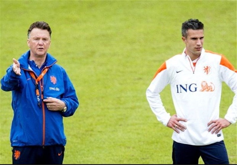 فن‌پرسی کاپیتان هلند در جام جهانی 2014
