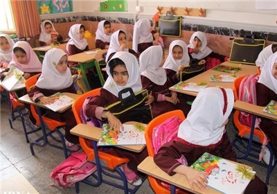  معاون وزیر آموزش و پرورش: ‌۹ میلیون دانش‌آموز در مدارس ابتدایی سر کلاس ‌ر‌فتند 